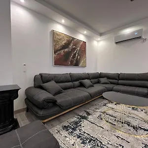 https://apartment-tirana-on-myslym-shyri.hotels-in-tirana.com